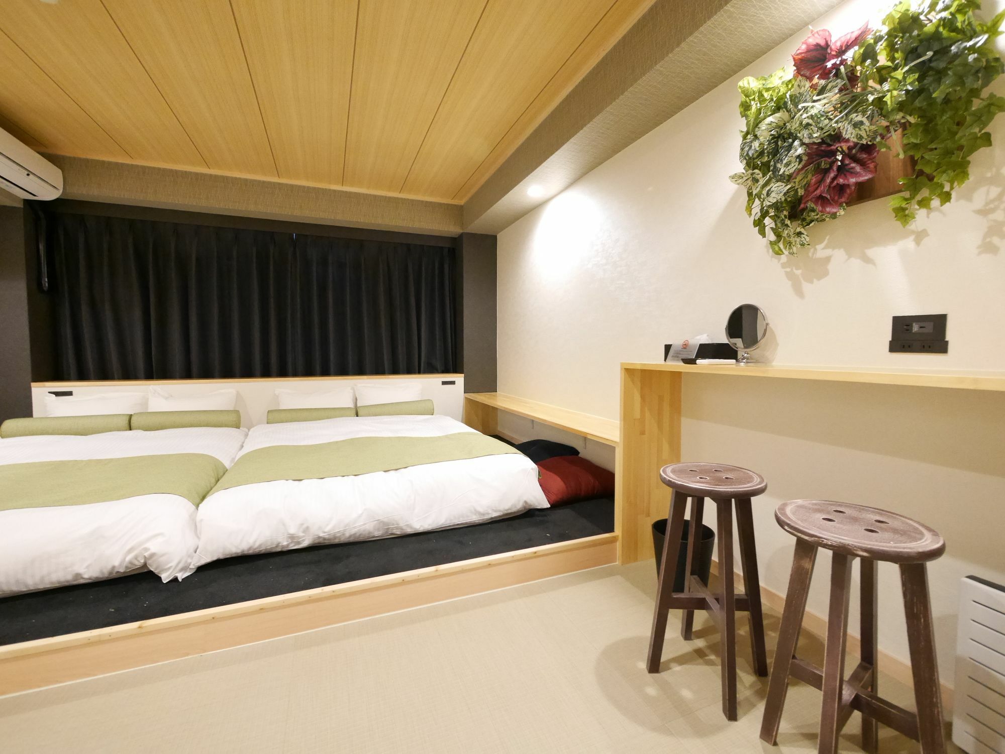 Ookini Hotels Shinsaibashi Sennencho Apartment Osaka Eksteriør billede